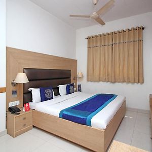 Hotel Arina Inn